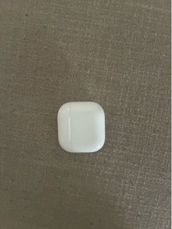 Apple 4 AirPods
