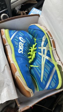 Size 10.5 - Used ASICS Model P428Y
