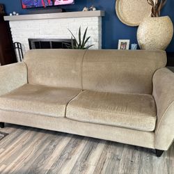 7 Ft Couch In Good Condition 