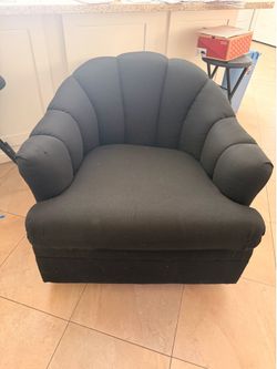 Large Black Swivel Sofa Chair