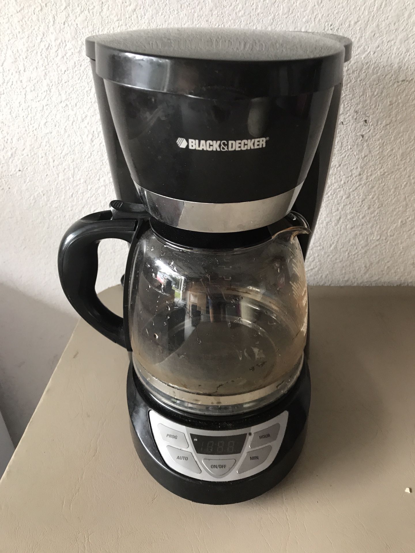 Black and decker coffee maker, $4!