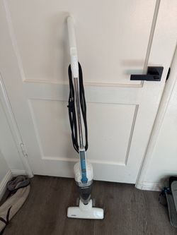 Light weight vacuum