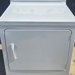Whirlpool Dryer for Sale 
(Works Great)
Comes w/Warranty 
Delivery Available 

Our store is Located at:
1260 Highway 85 North 
Fayetteville,  GA