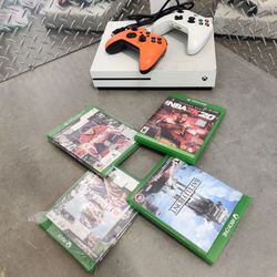 Xobox One S 1T with Games Included
