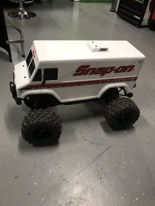 Traxxas xmaxx snap on truck. ONLY SELLING THE BODY for Sale in Federal