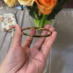 Elegant Gold and Black Bangle Bracelet