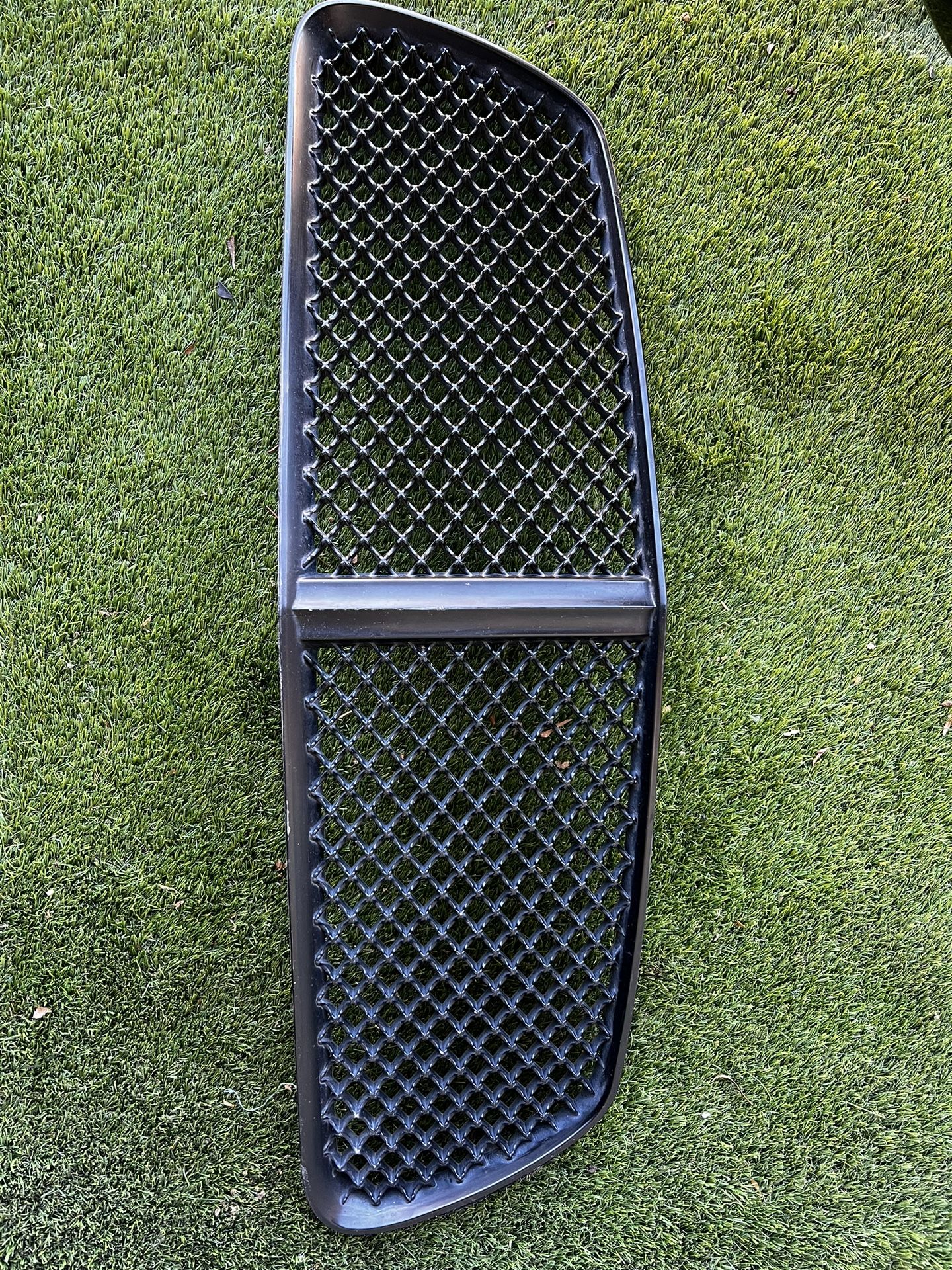 2011-2014 Charger Mesh Grill!!