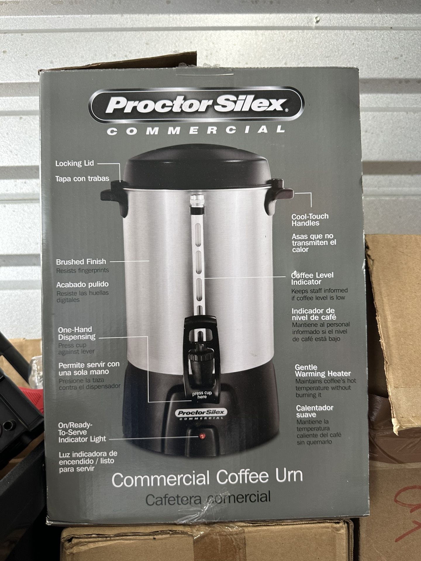 Comercial Coffee Urn (Used Once)