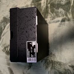 Jordan 4 Black Cats (2025)