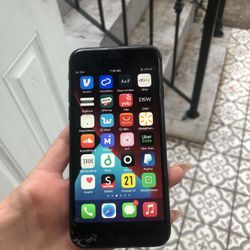iPhone 8 64 GB perfect condition but front of the screen is slightly cracked
