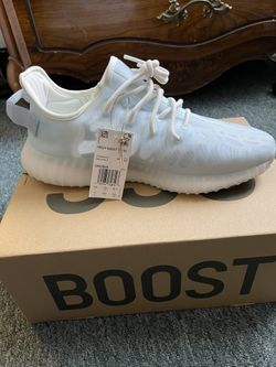 Yeezy Boost 350- V 2- Baby Blue