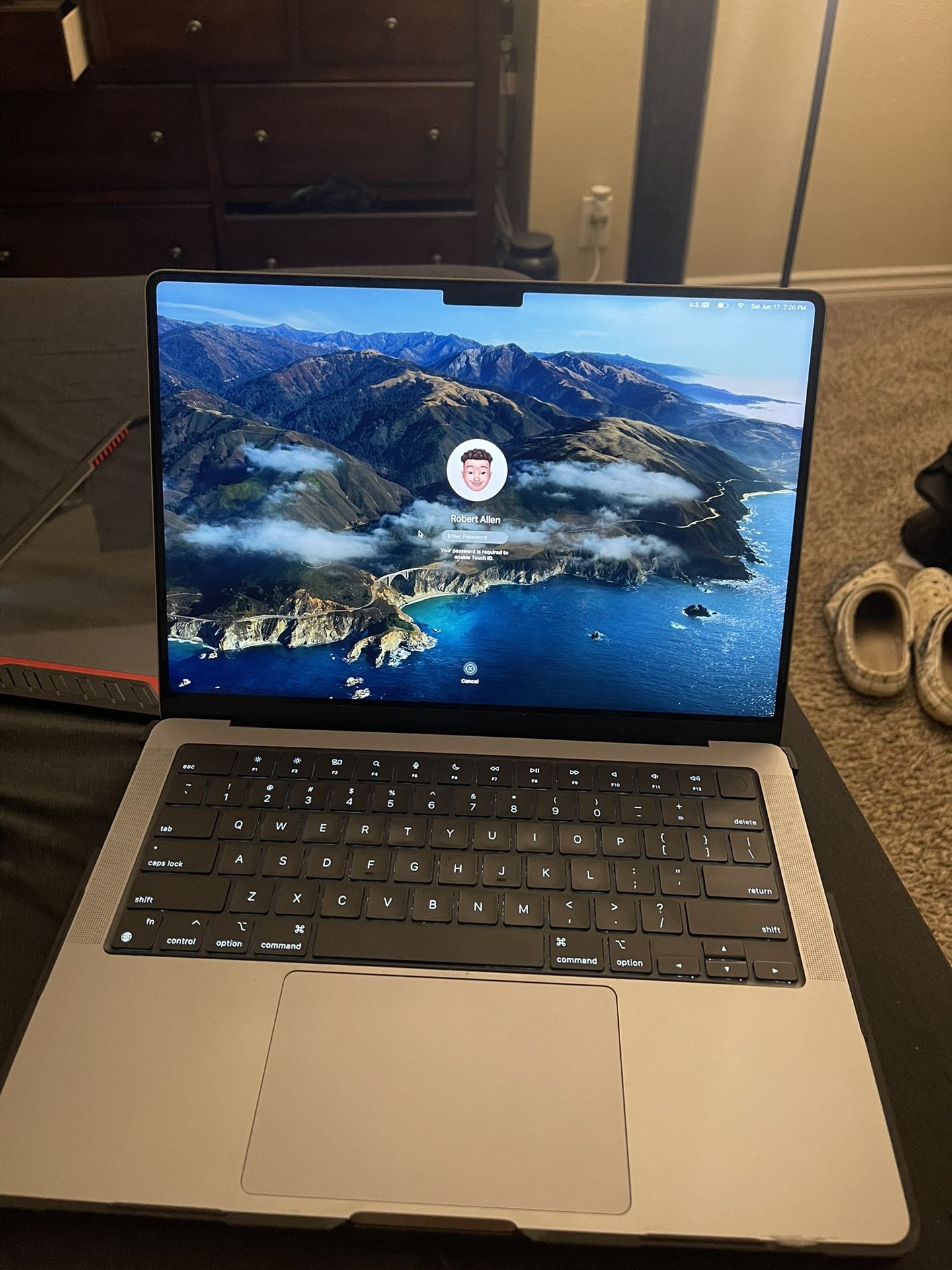 2021 Apple MacBook Pro with Apple M1 Pro chip (14 inch, 16GB RAM, 1TB SSD) Space Gray
