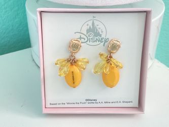 Disney Winnie the Pooh Drop Earrings