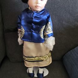 Goldenvale Collection  Dolls