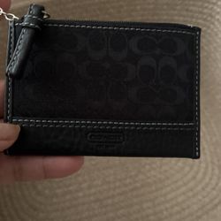 Coach Zipped Key Wallet