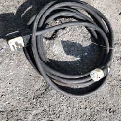 Good Condition Heavy Duty 220/240 Volt Cord 125$