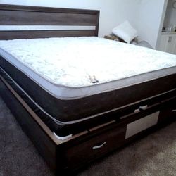 NEW KING PILLOW TOP MATTRESS 👉 Check The Description