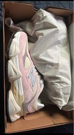 5.5Y 7W new balance 9060