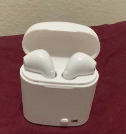 Ear buds brand new $19
