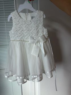 Selling White A line dress Rare Editions