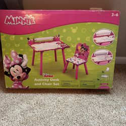 Minnie Mouse Activity Desk And Chair Set 