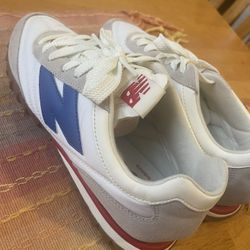 New Balance Men’s Size 9.5