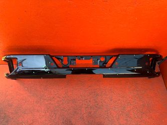 2019 2020 2021 CHEVROLET SILVERADO 1500 GMC SIERRA 1500 REAR BUMPER OEM