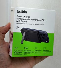 Belkin Boost Charge Slim Magnetic Power Bank 5K with Stand