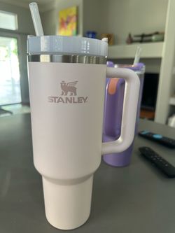 Stanley cup tumbler rose 40 oz