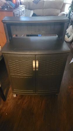 Suncast Patio Storage and Prep Station