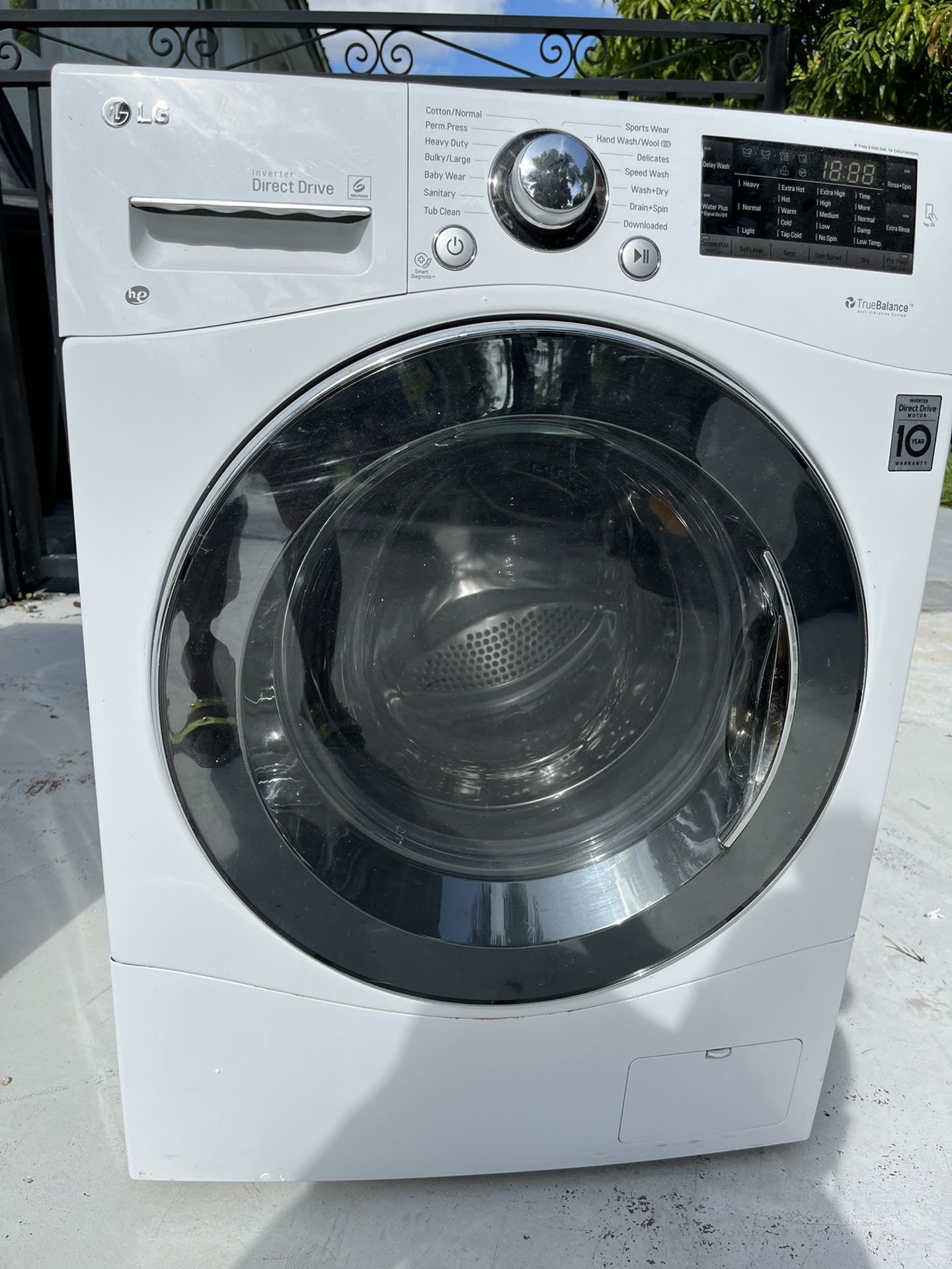 LG All-In-One Washer/Dryer Combo