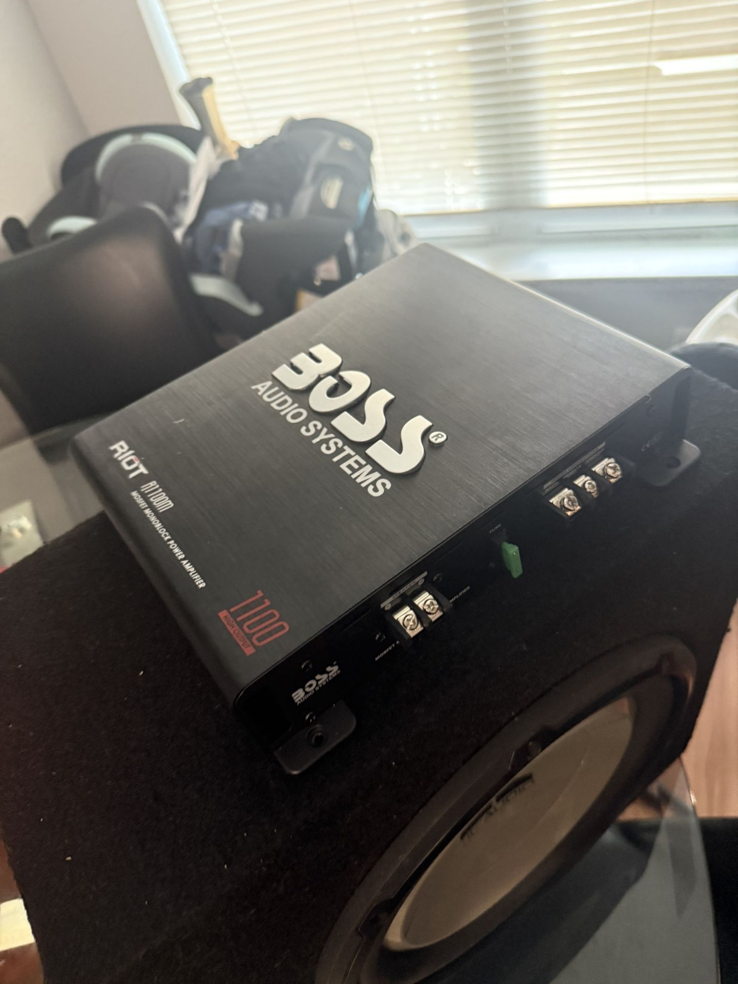 Velodyne Digital Drive Velodyne Dps 12 Subwoofer 12” Sub And Amp