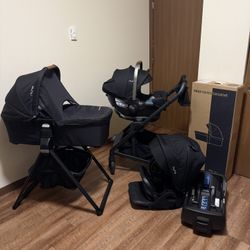 Nuna Mixx Stroller and Car seat and Bassinet 