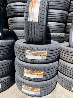Arroyo Grand Sport A/S 225/55ZR18 102W XL Tires