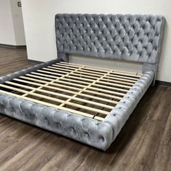 NEW King & Queen Grey Tufted Platform Bed Frame