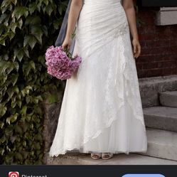 David’s Bridal Fit And Flare Strapless Wedding Dress