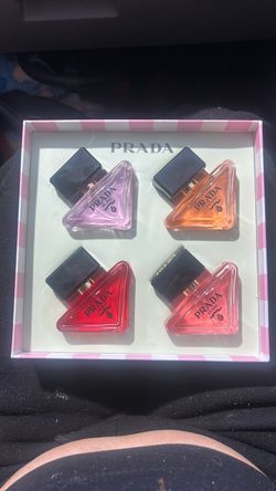Mini Prada perfume