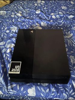 2 PS4 Consoles