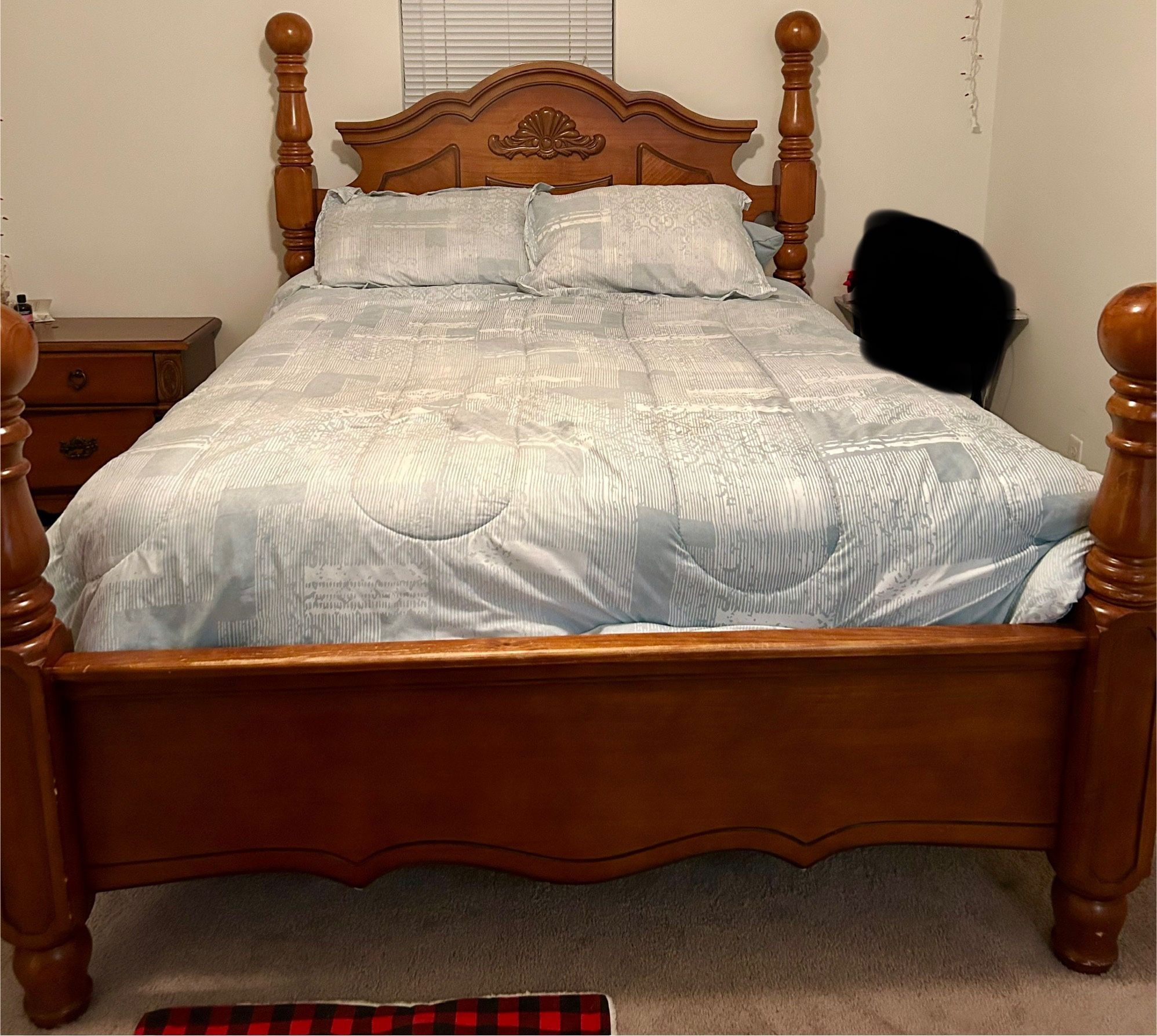 Queen Bedroom Set