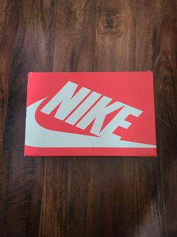 Size 8.5 Only asking for 75.