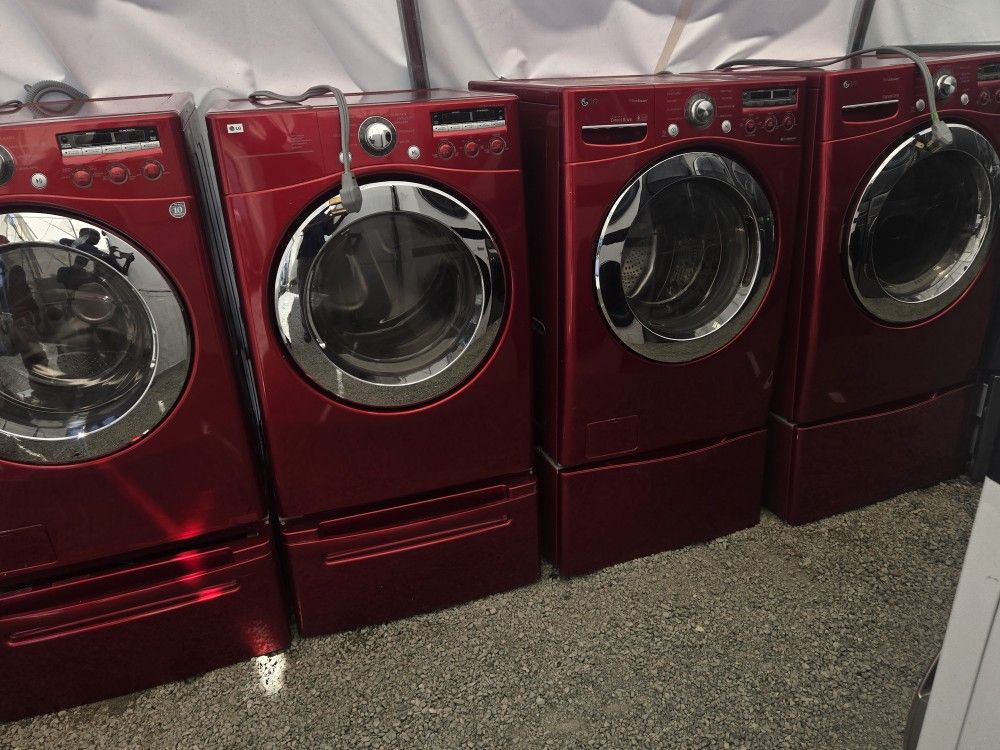 Lots Of Washer And Dryer Set Electric With Pedestal