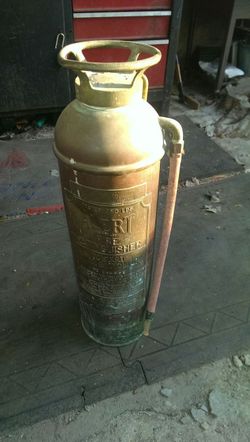 Fire extinguisher