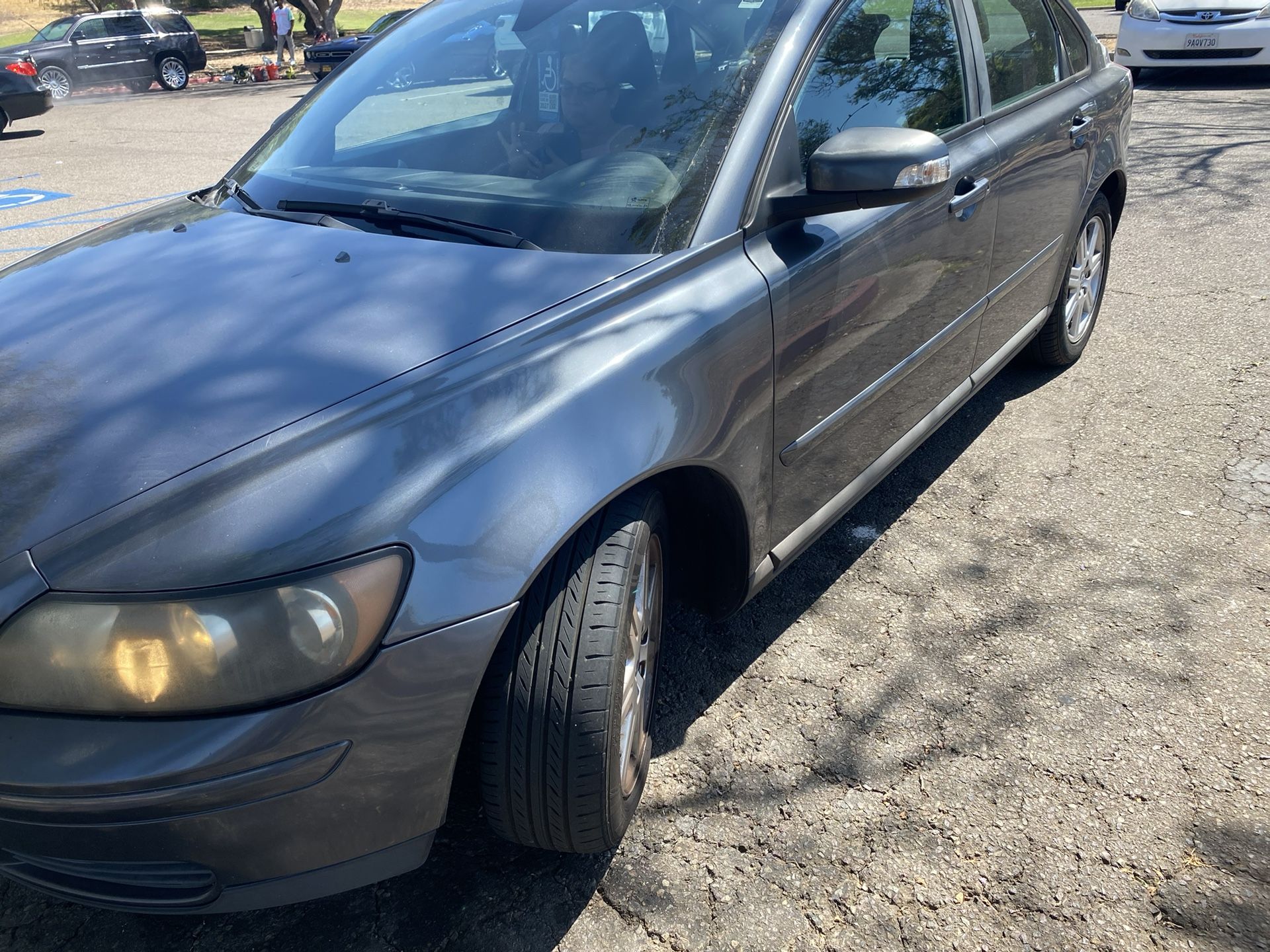 2008 Volvo S-40