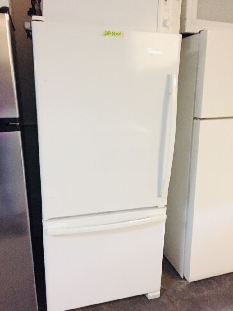 Bottom freezer refrigerator 30” wide white with 3 months warranty