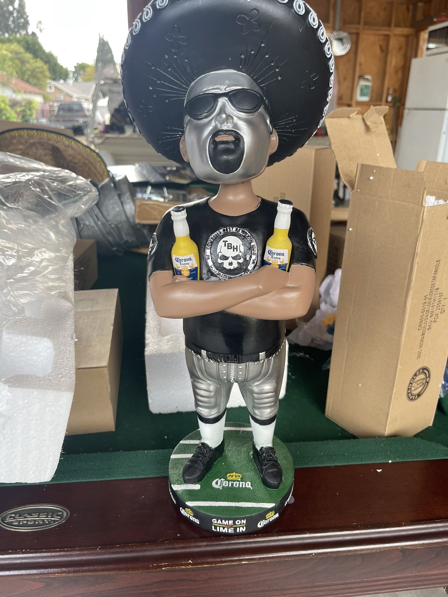 New Raider Corona Bobble head 200$ New In Box About 2 Feet Long