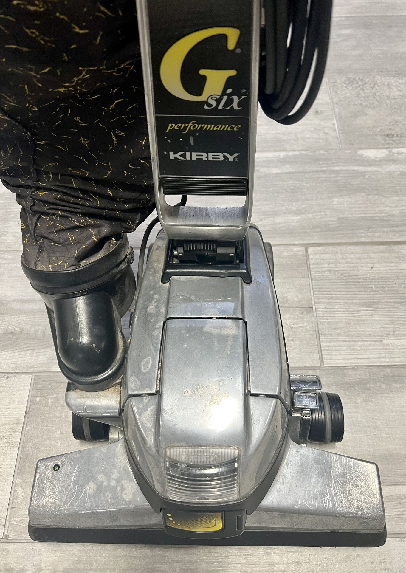 Kirby G6 Vacuum