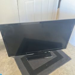 46” Hitachi Tv