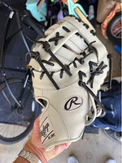 Rawlings Heart of the Hide First Base Glove