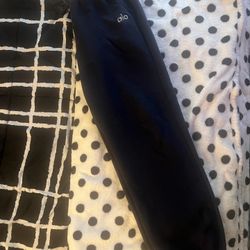 Navy Blue Alo Accolade Sweatpants