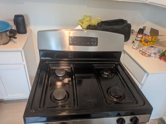 GE 30" Stainless Steel Gas Range / Stove – Clean & Works Great!